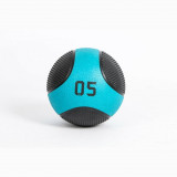 Медбол LIVEPRO Solid Medicine Ball 2 кг, черный/синий Медбол LIVEPRO Solid Medicine Ball 2 кг, черный/синий